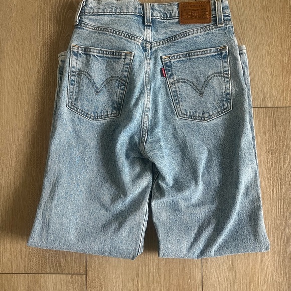 Levi’s Ribcage straight women’s size 25 light blue wash - Picture 6 of 6